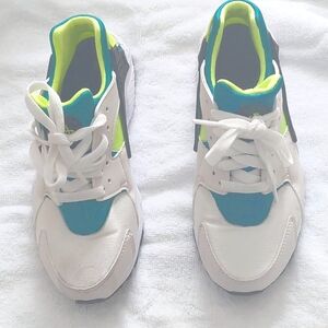 listing-status-banner